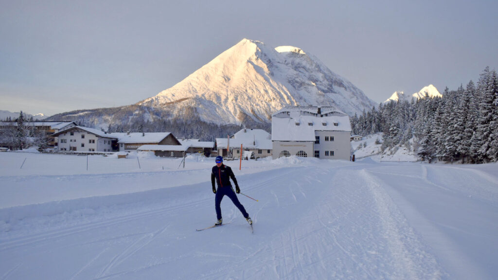Triathlet Andreas Dreitz beim Langlauf Training