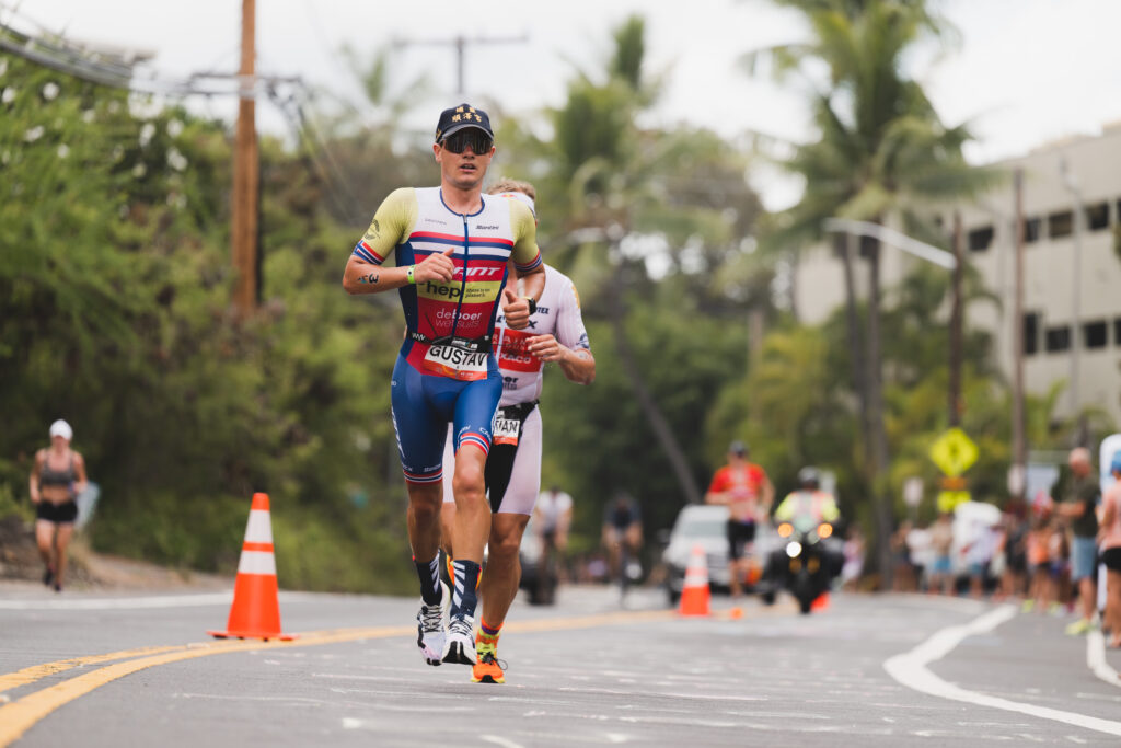 Gustav Iden auf der Laufstrecke Hawaii