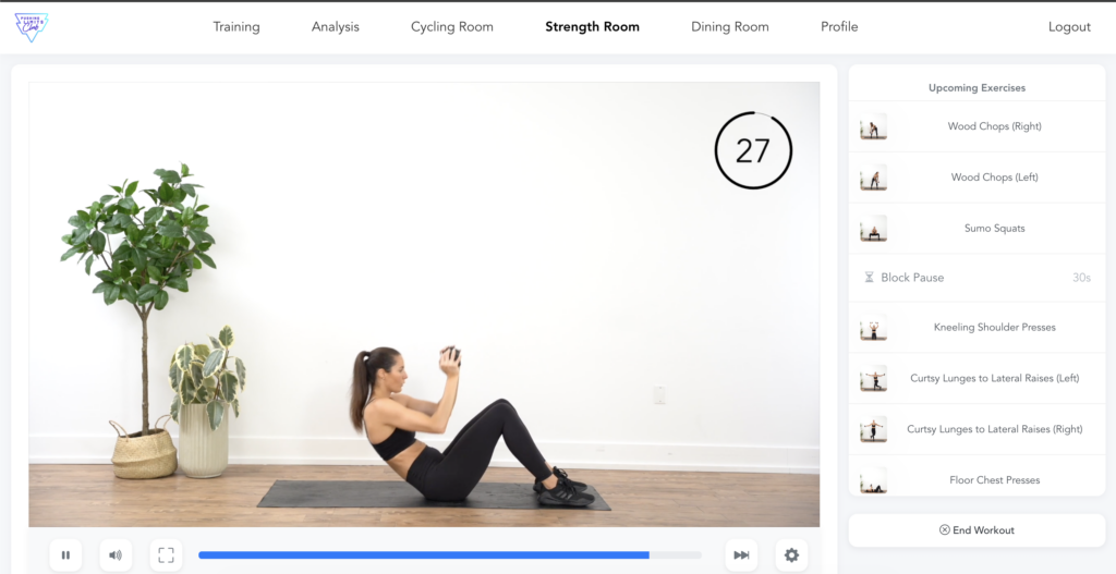 Screenshot: Kraftraum der Pushing Limits Club App mit Übungsvideo einer Frau auf der Matte und Übungsliste